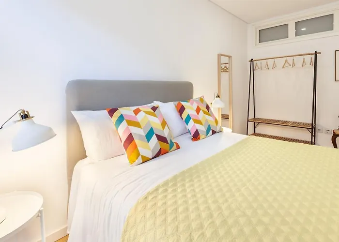 迪思 - 波尔图剧院公寓 * 波尔图