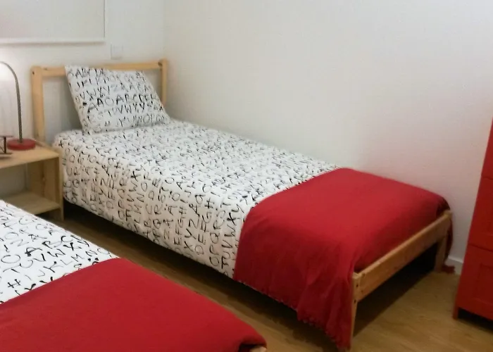 迪思 - 波尔图剧院公寓 * 波尔图